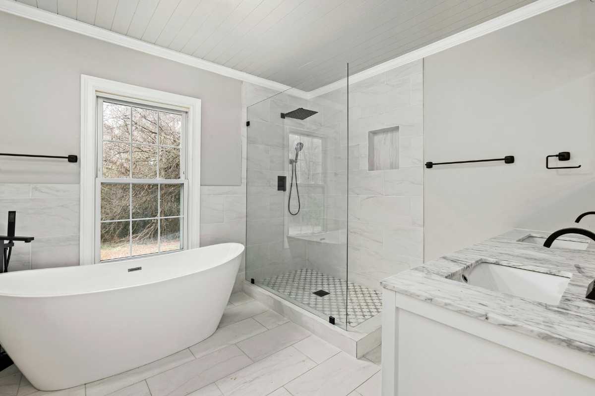 La regola delle 7 R: il trucco geniale per un bagno impeccabile