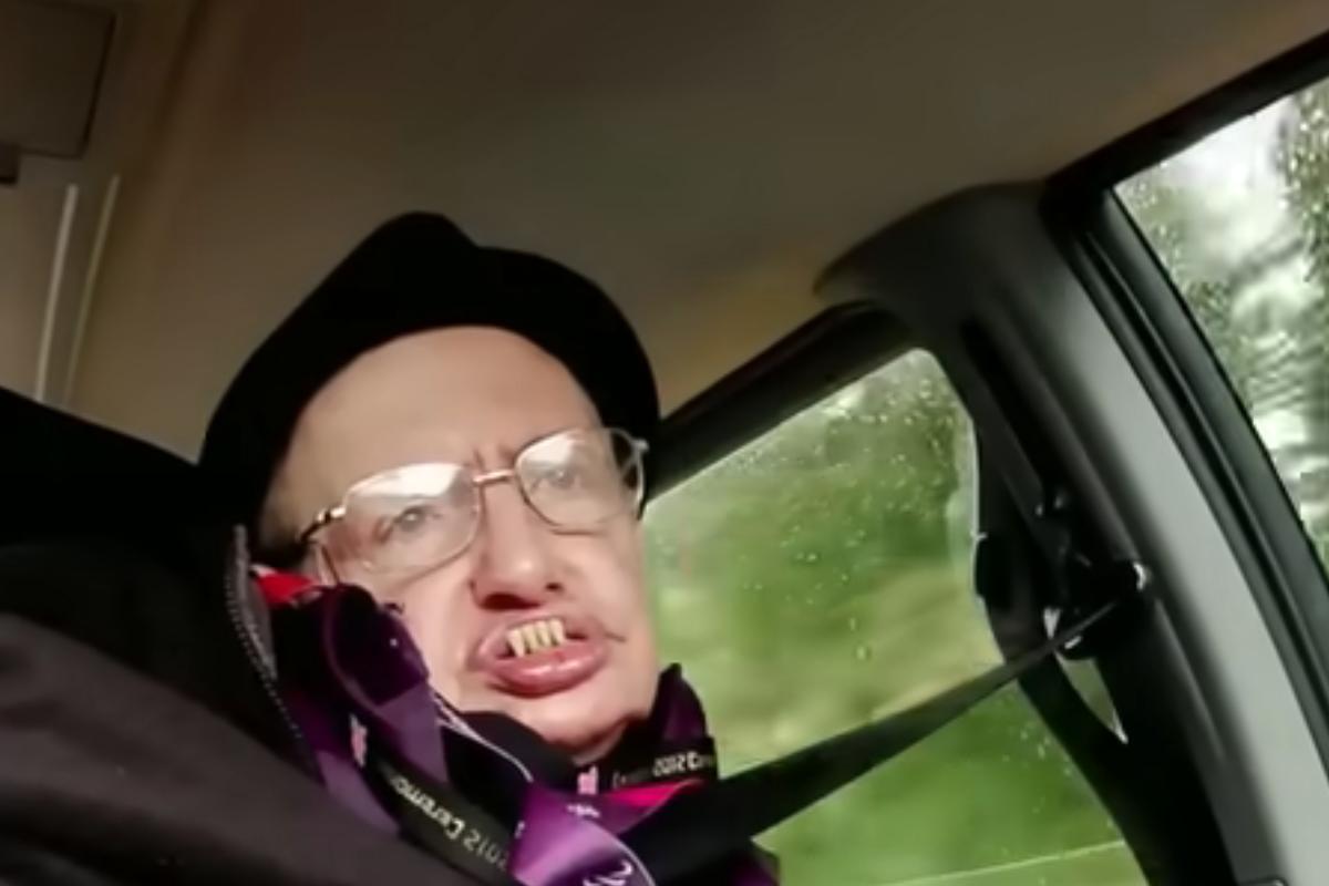 stephen hawking previsione futuro