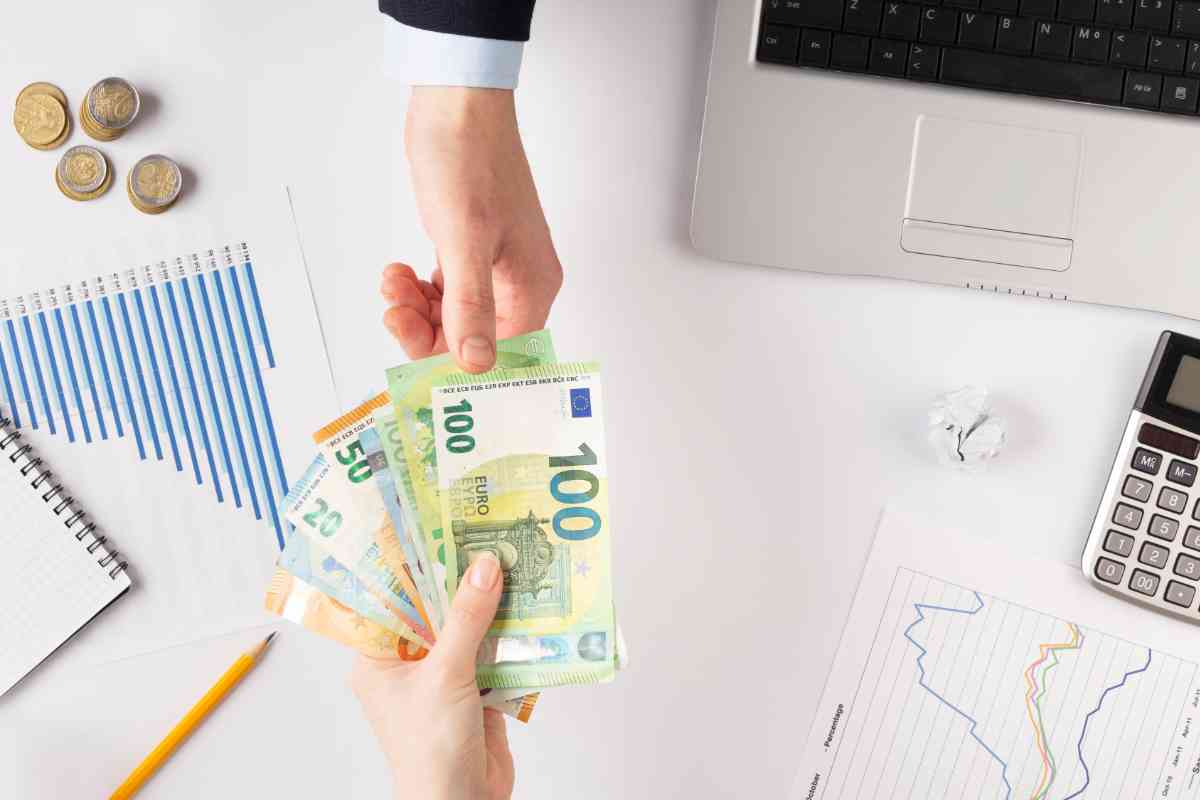 Le commissioni bancarie si accumulano