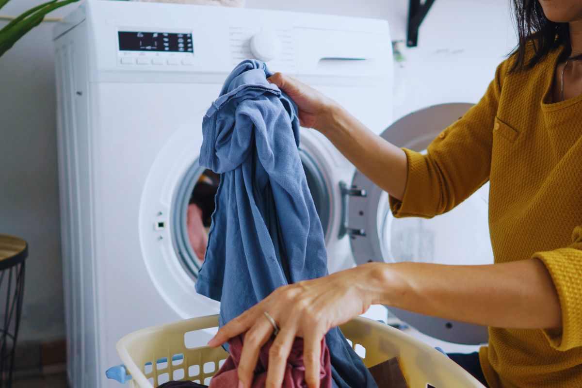 recuperare una maglietta rimpicciolita con un trucco