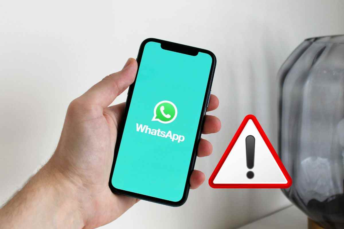 whatsapp : ti spiano le chat, ecco come